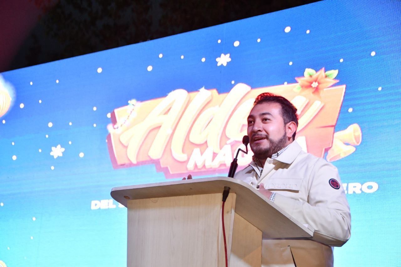 Presenta Salvador Santos Cedillo el programa de la 'Aldea Mágica 2023' en Huamantla